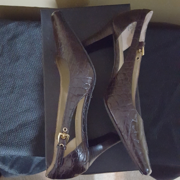 Liz Claiborne Shoes - Liz Claiborne Dress Heels